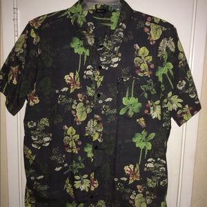 LRG floral shirt size XL